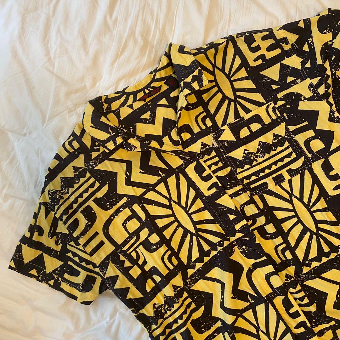 Levi's stranger things yellow shirt store