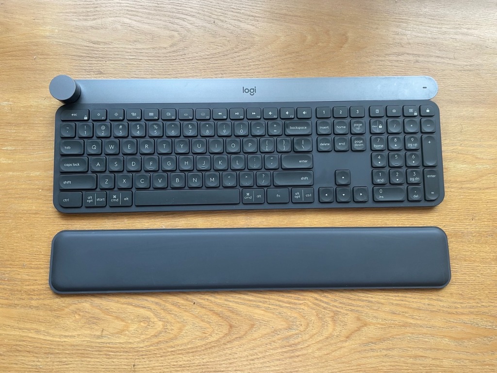 Logitech Craft Keyboard + MX Palm Rest, Computers & Tech, Parts ...