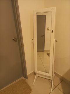 (Category: ) located in . Submitted by elham5noor (Listing ID 1173648875, Image 1). Description: .