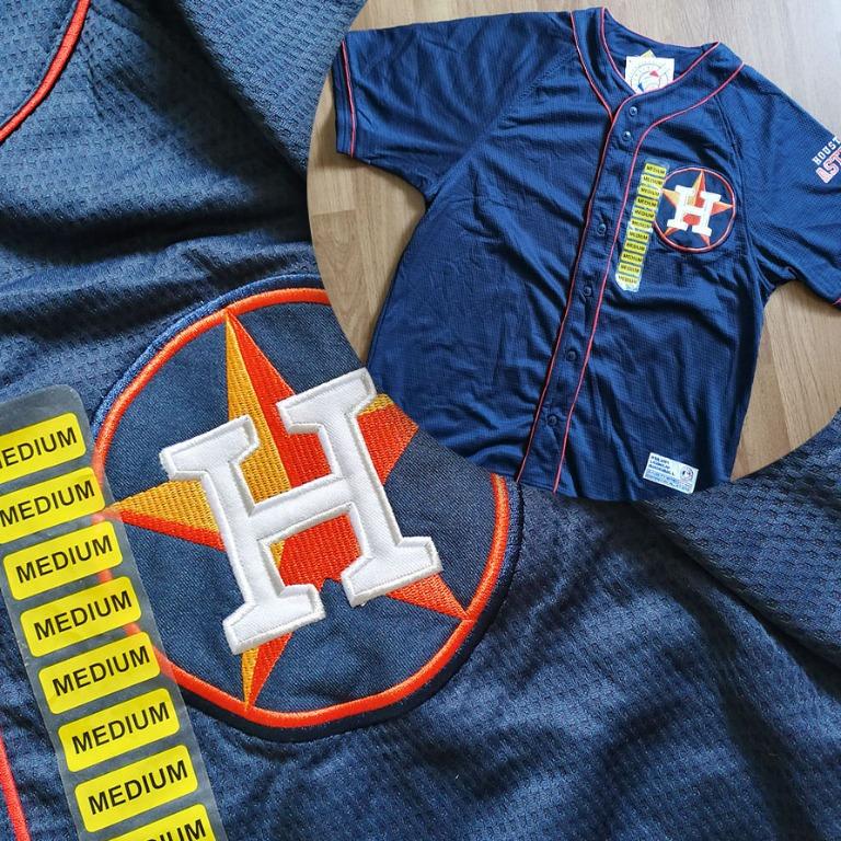 Astros T-shirt - Nike - M - as new, Men's Fashion, Tops & Sets, Tshirts &  Polo Shirts on Carousell