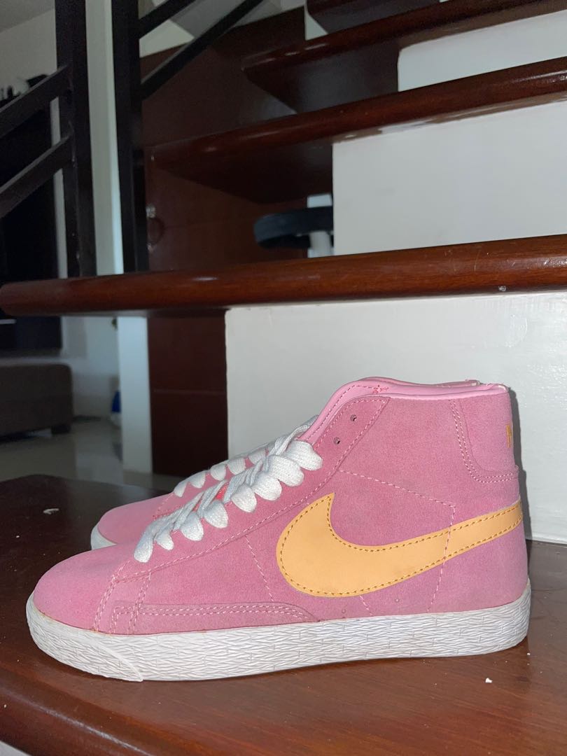 nike blazer high pink