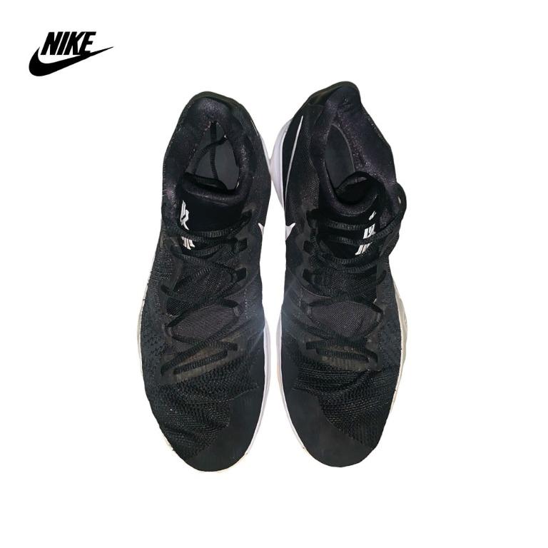 kyrie flytrap white and black