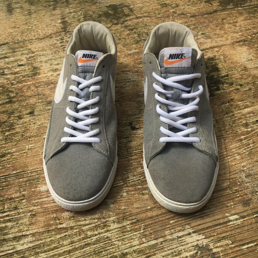grey blazer low