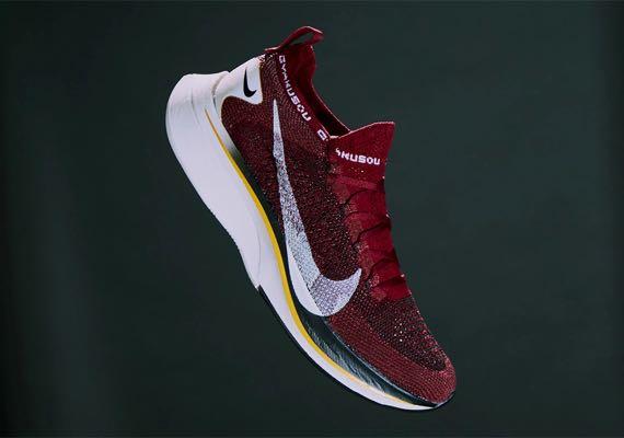 Nike VaporFly 4% Flyknit Gyakusou   Team Red, 男裝, 鞋, 波鞋