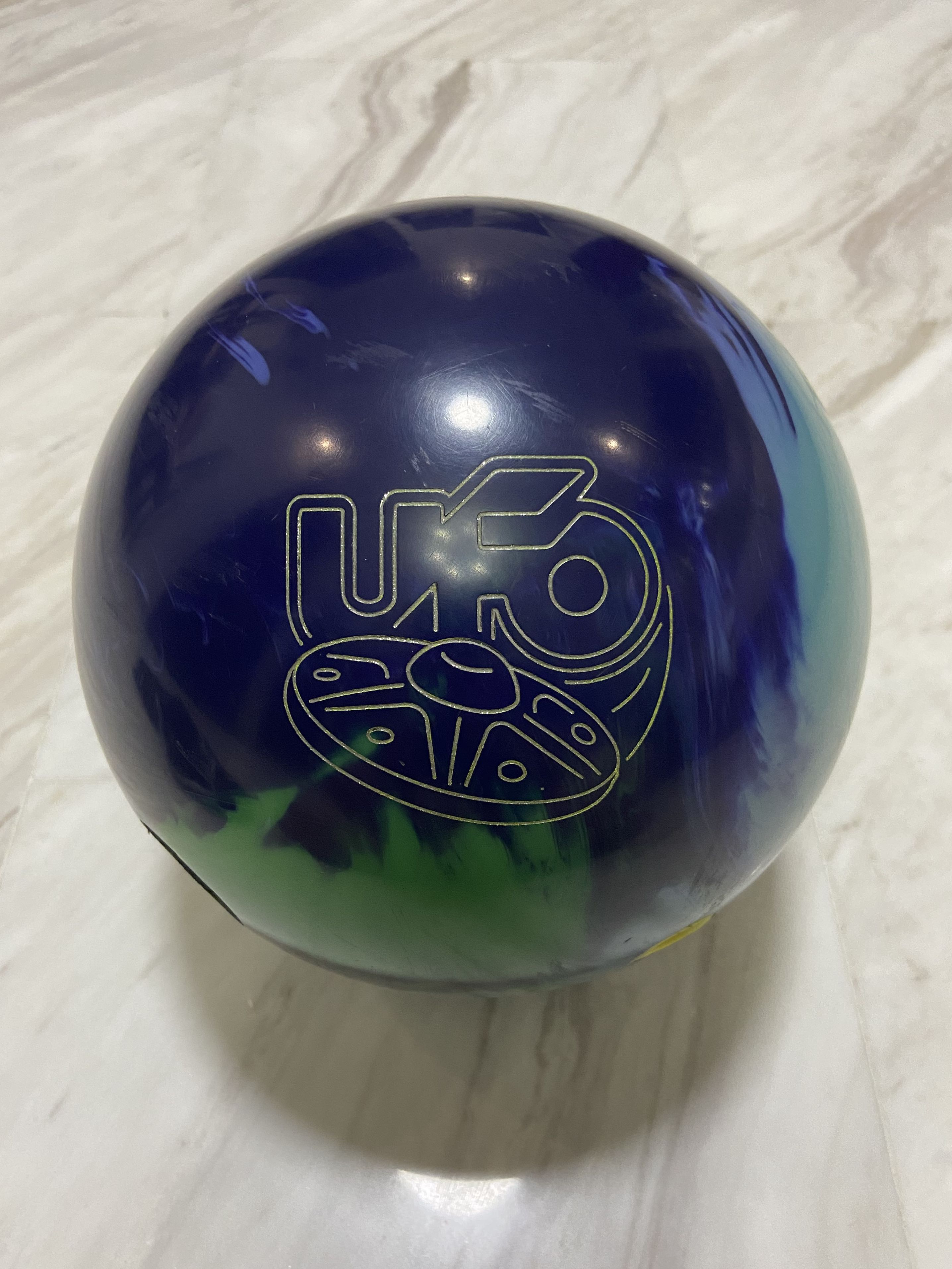 Roto Grip UFO Bowling Ball, Sports Equipment, Sports & Games, Billiards ...