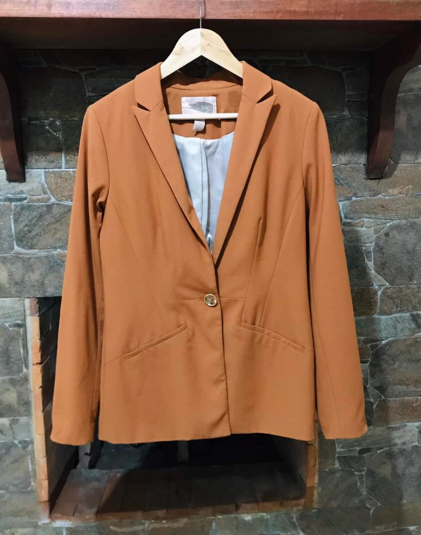 RUST BLAZER, Women's Fashion, Coats, Jackets and Outerwear on Carousell