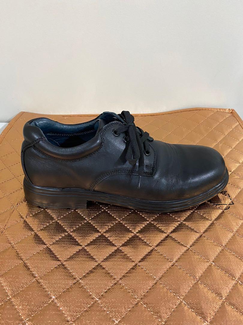 Scholl Orthaheel shoes, Women's Fashion, Shoes on Carousell