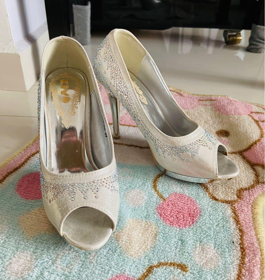 White and silver best sale high heels