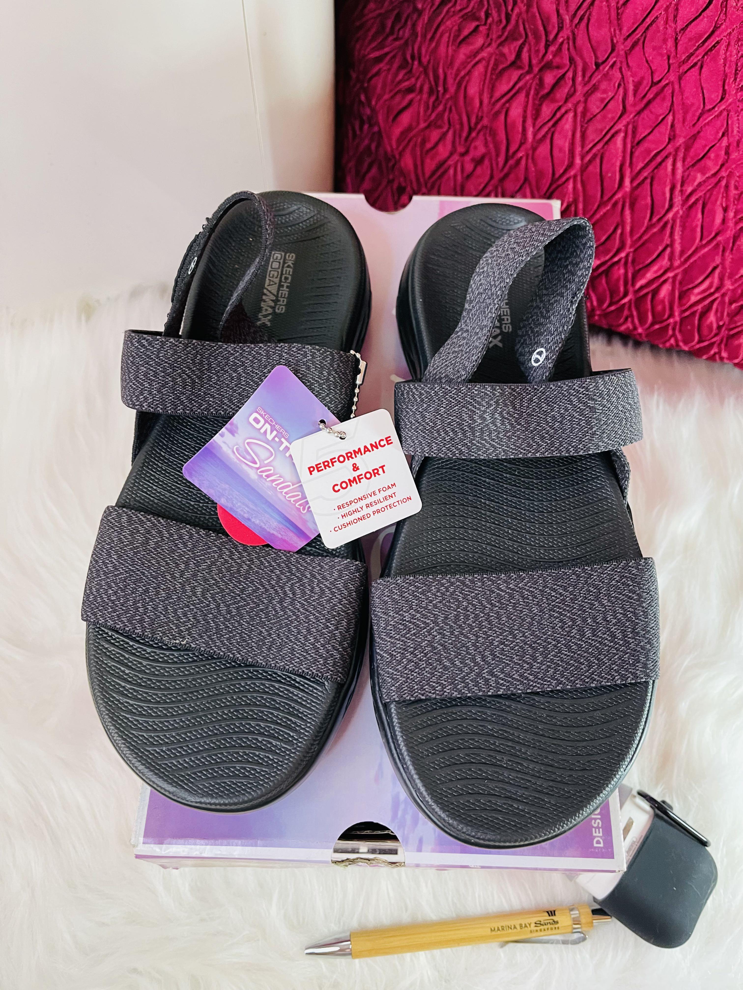 Skechers goga max deals size 7
