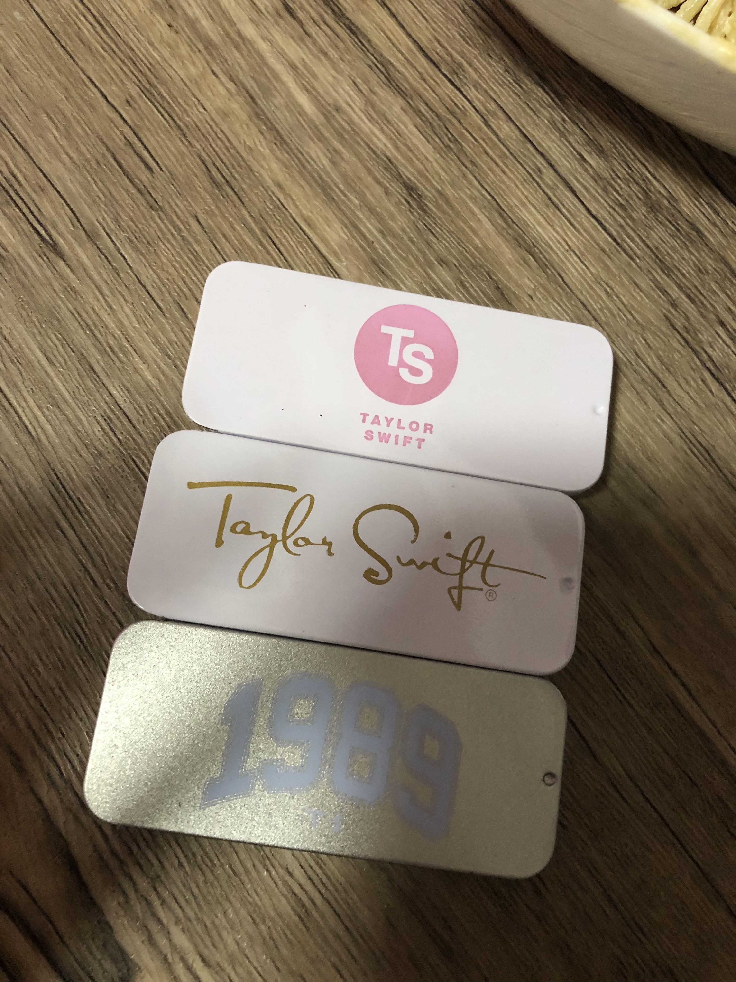 Taylor swift 1989 online guitar picks