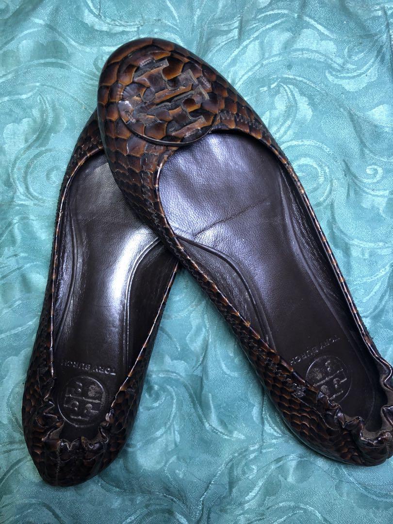 Tory Burch Reva Brown Snakeskin, Luxury, Sneakers & Footwear on Carousell
