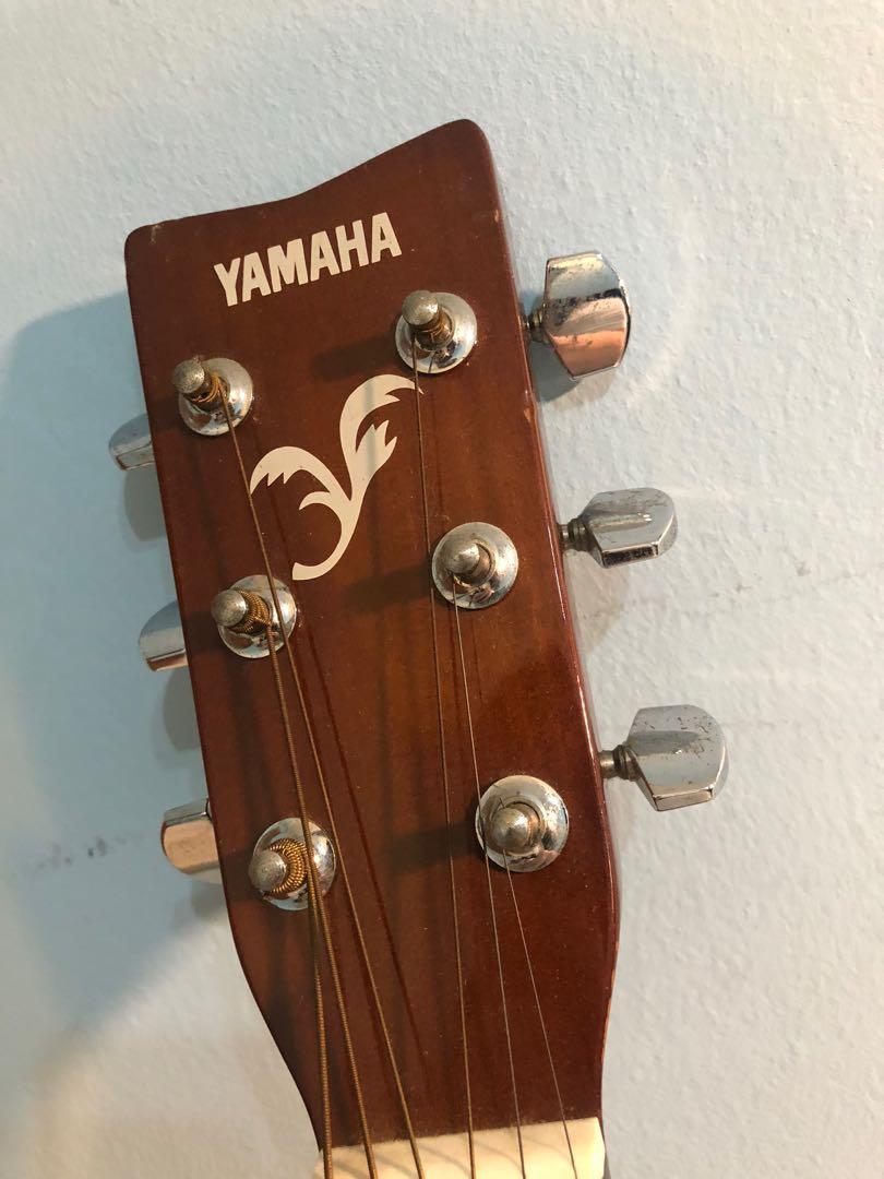 Yamaha top f10 guitar