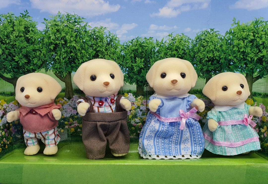 Sylvanian families discount yellow labrador family