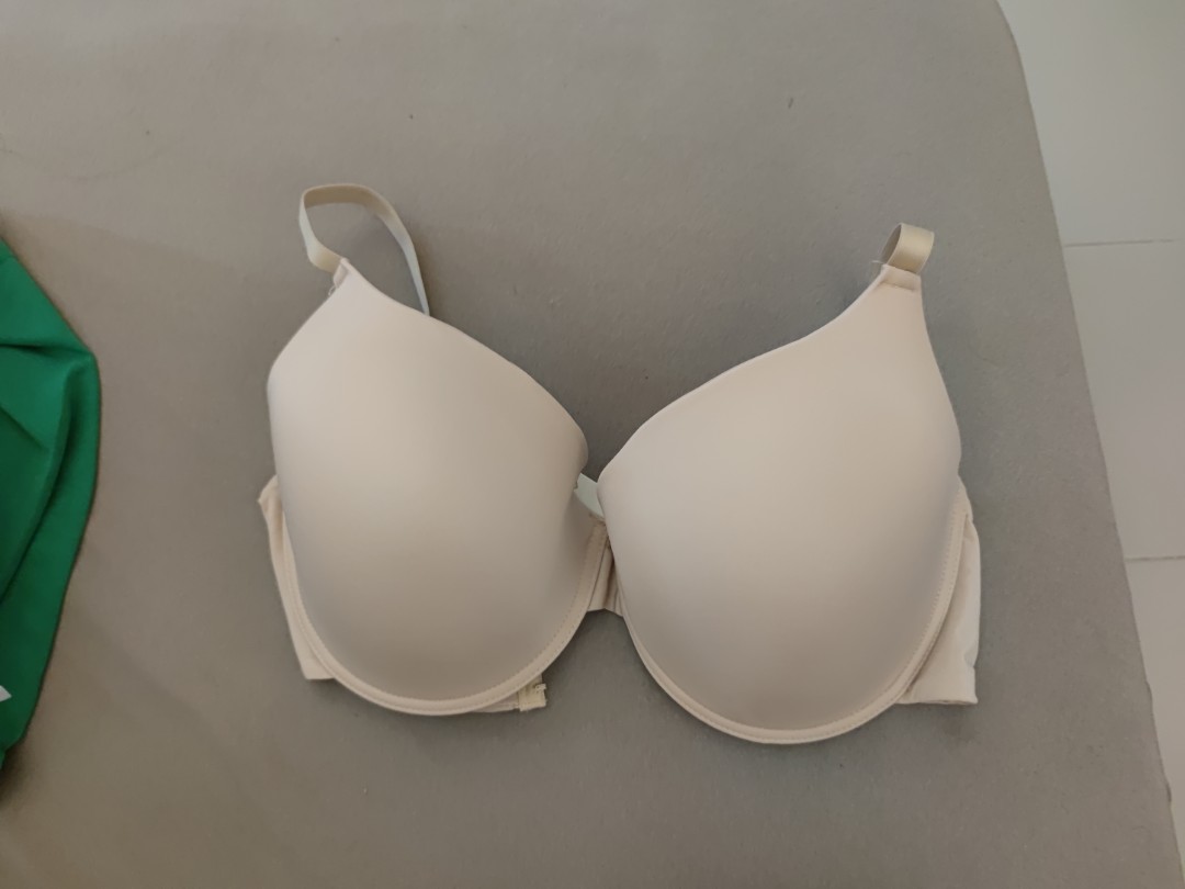 42F Bra (brand new), Women's Fashion, New Undergarments & Loungewear on