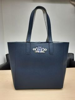 （分類：）位於 。 由 rafaelcheung 提交（商品編號 1173762597，圖片 1）。簡介： 。