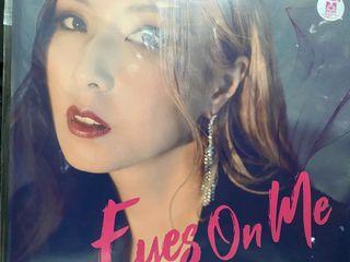 譚嘉儀 - Eyes On Me 新曲+精選2022 (LP)