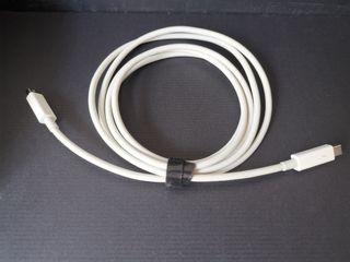 Apple Thunderbolt 2 cables (2m)