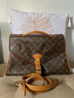 (Category: ) located in . Submitted by luxe_express (Listing ID 1173799243, Image 1). Description: .