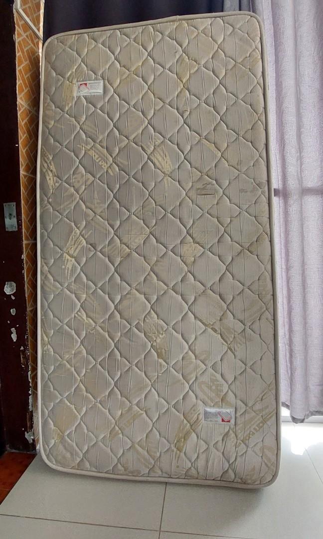 39 x hot sale 75 mattress