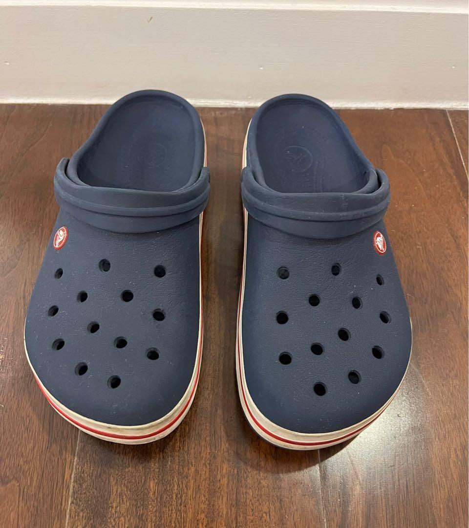Crocs red white hotsell blue