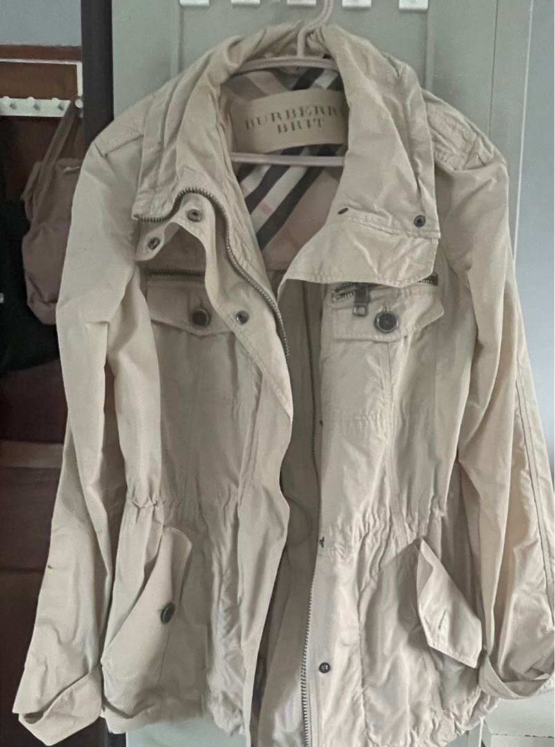 Burberry Brit Anorak Parka Women s Fashion Coats Jackets and Outerwear on Carousell