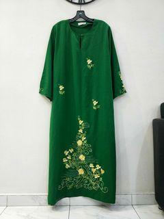 by MISS SAIGON•JUBAH KAFTAN•JUBAH•ABAYA•MAXI DRESS•LONG DRESS•EMERALD•BEST FIT M-XL