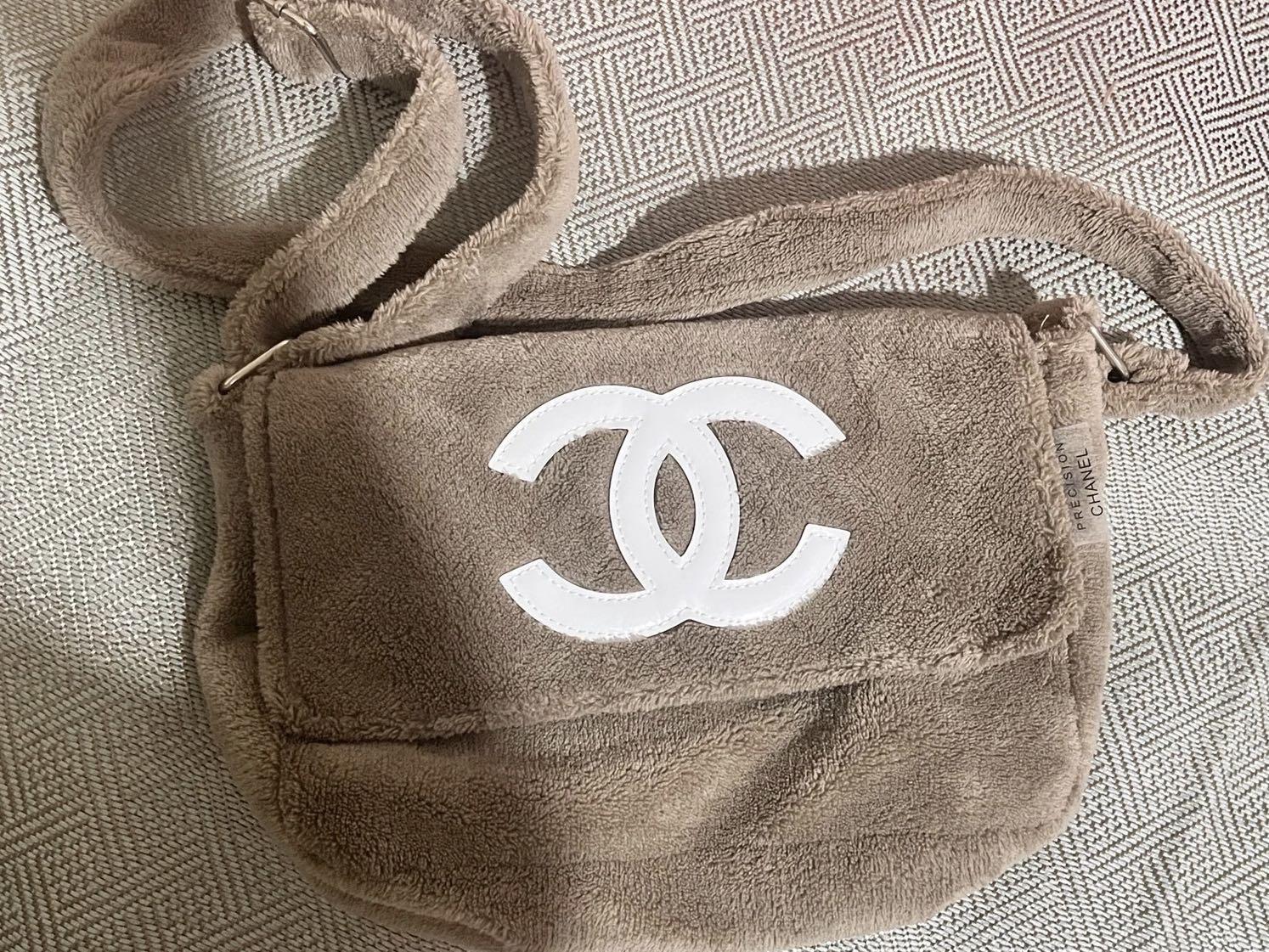 Chanel 2018 CC Terrycloth Beach Tote Pouch and Towel Set  Fashion Reloved
