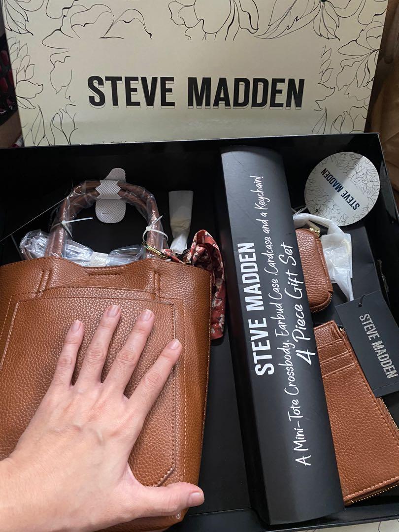 Generador Realmente vocal CLEARANCE SALE with slight damage ‼️ 💯STEVE MADDEN ‼️, Luxury, Bags &  Wallets on Carousell