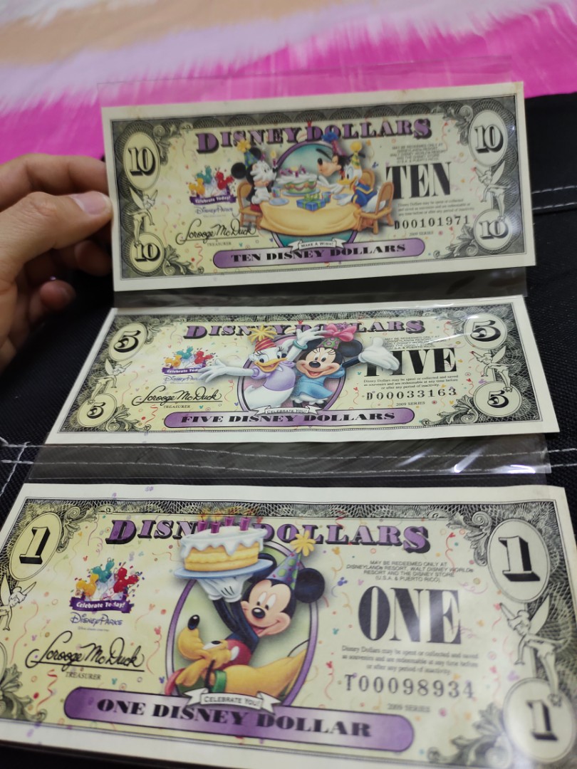 Disney Dollars Mickey Mouse 2009 (Full set of 1,5,10 dollars), Hobbies
