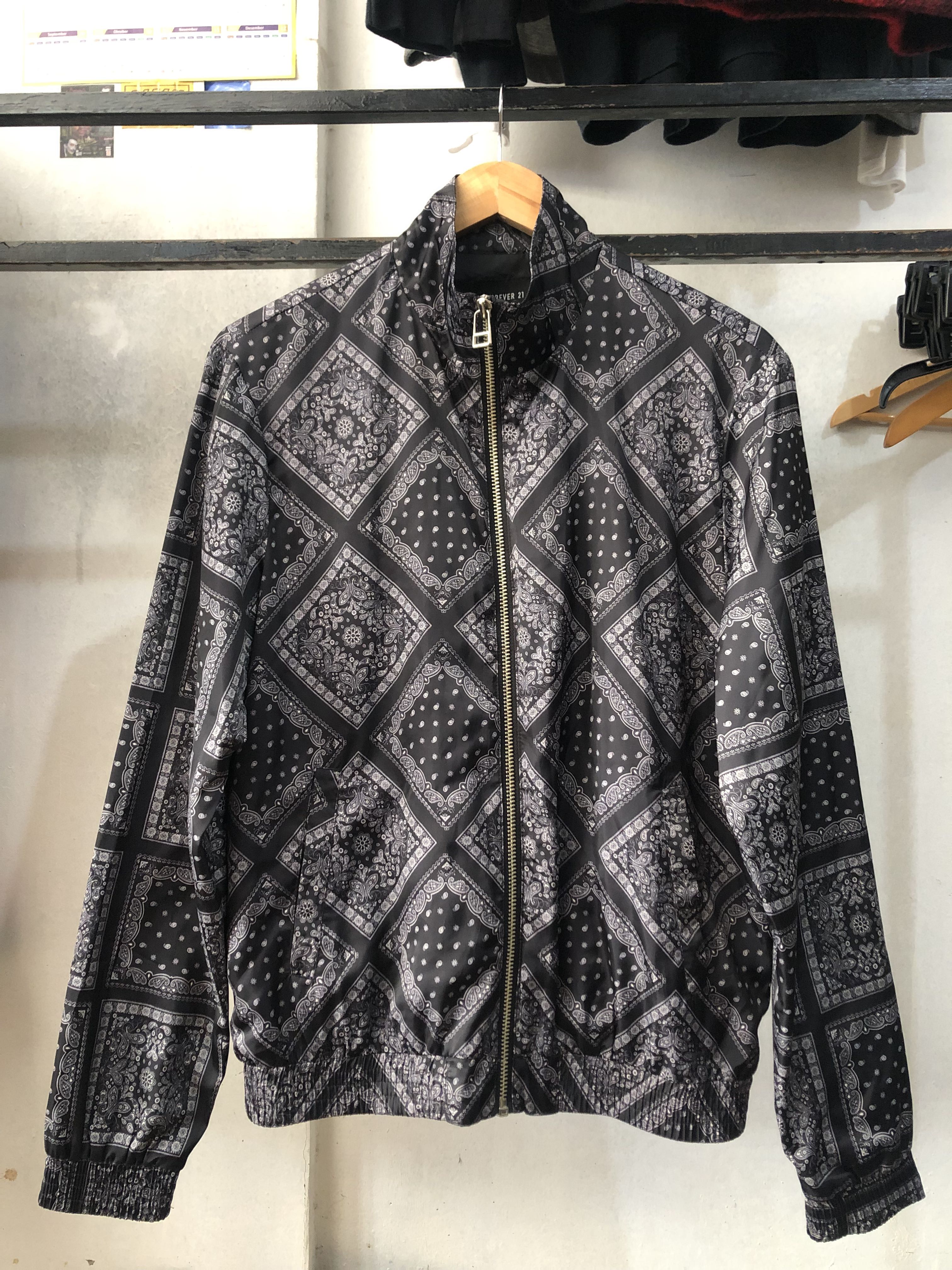 Forever 21 Bandana Jacket, Fesyen Pria 
