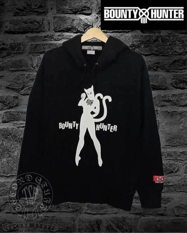 Bounty hunter deals hoodie
