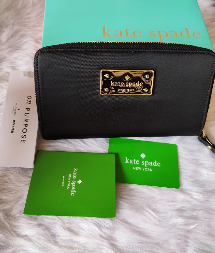 Kate spade long wallet with box, Women's Fashion, Bags & Wallets, Wallets &  Card holders on Carousell
