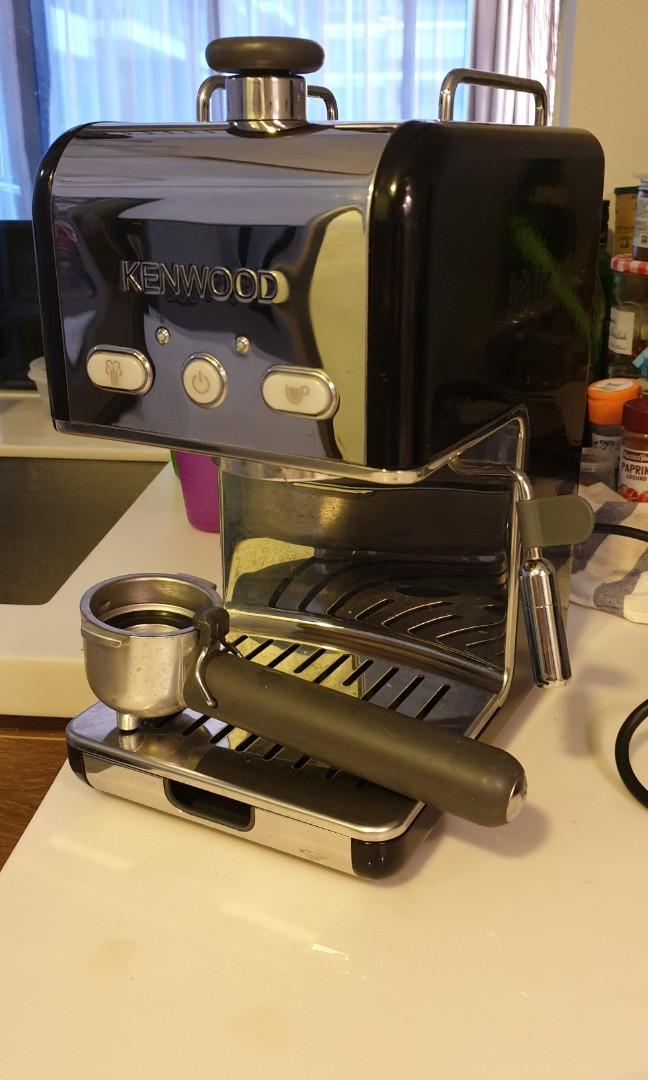 Kenwood espresso machine kMix ES020, TV & Home Appliances, Kitchen