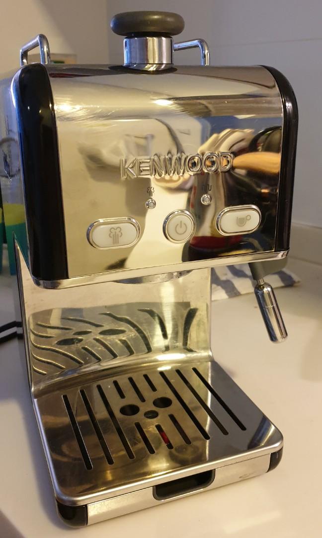 Kenwood espresso machine kMix ES020, TV & Home Appliances, Kitchen