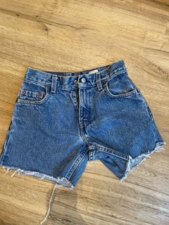 (Category: ) located in . Submitted by itslea (Listing ID 1173853501, Image 1). Description: .