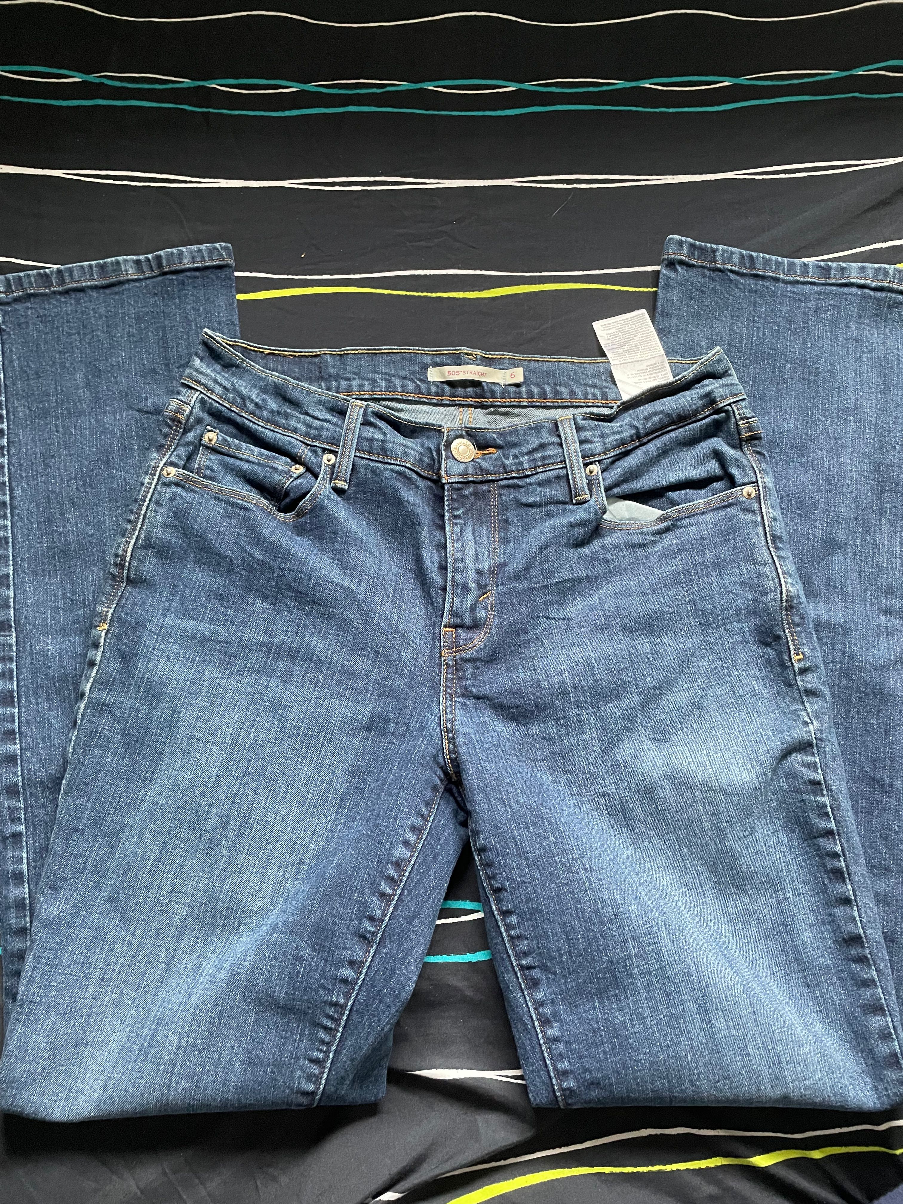 Levi's 505 Straight Womens W28 L32, Women's Fashion, Bottoms, Jeans on  Carousell