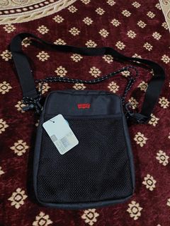 (Category: ) located in . Submitted by mrnaz21 (Listing ID 1173882369, Image 1). Description: .