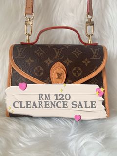 (Category: ) located in . Submitted by selectionbykasih (Listing ID 1173919268, Image 1). Description: .