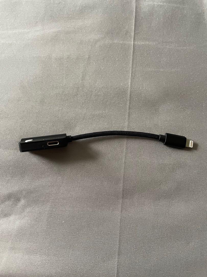 Mcdodo Lightning Cord Splitter (Category: Chargers & Cables) located in San Pedro. Submitted by mvmlg (Listing ID 1173822237, Image 2). Description: Price is negotiable, send me your offers 😉 Original price: 600 RFS: Decluterring No more packaging.