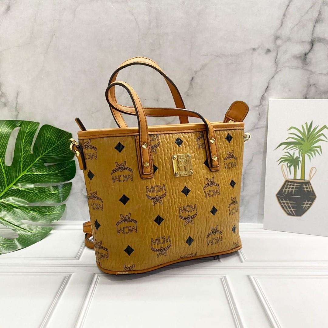 Tas MCM Anya Cognac Top Handle-Zip Visetos Brown, Fesyen Wanita