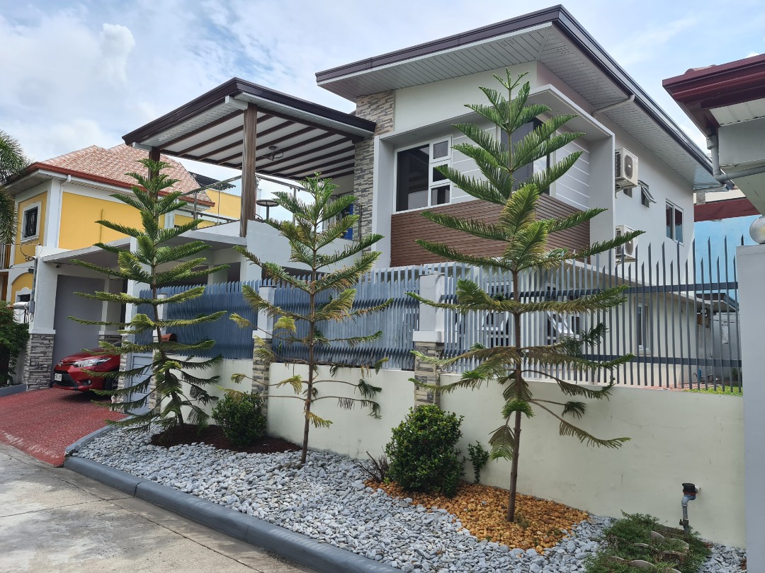Modern house for SALE fully furnished friendship hwy Angeles city