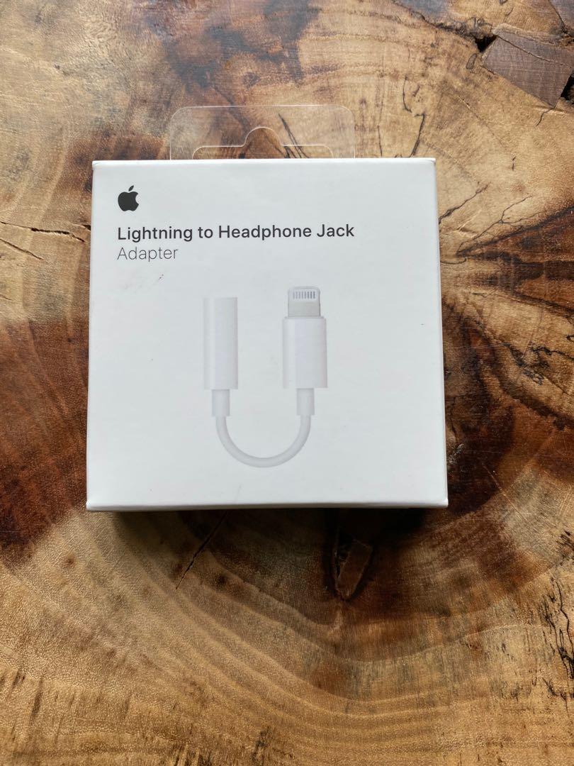 Original Apple lightning to headphone jack adapter, Mobile Phones