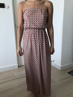 (Category: ) located in . Submitted by sellinpreloved (Listing ID 1173736398, Image 1). Description: .