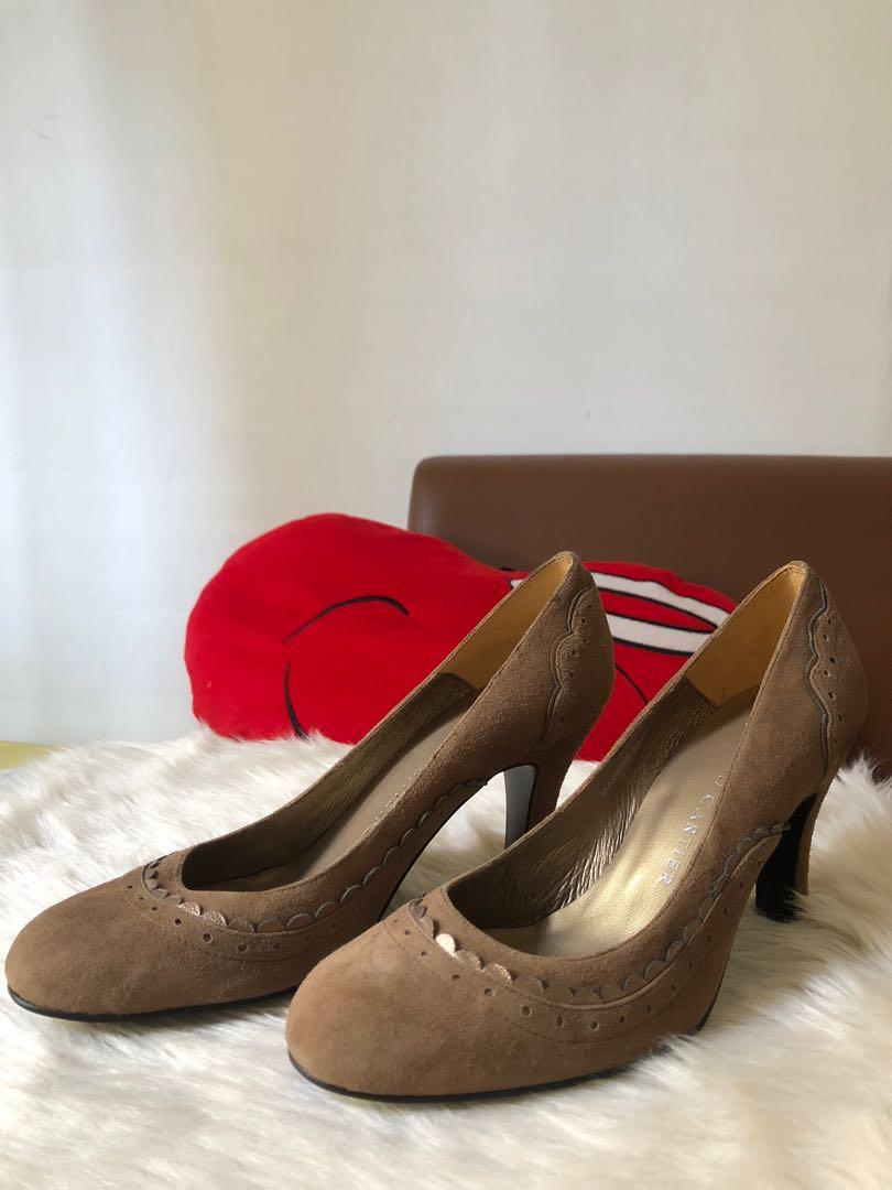 Roland cartier outlet red shoes