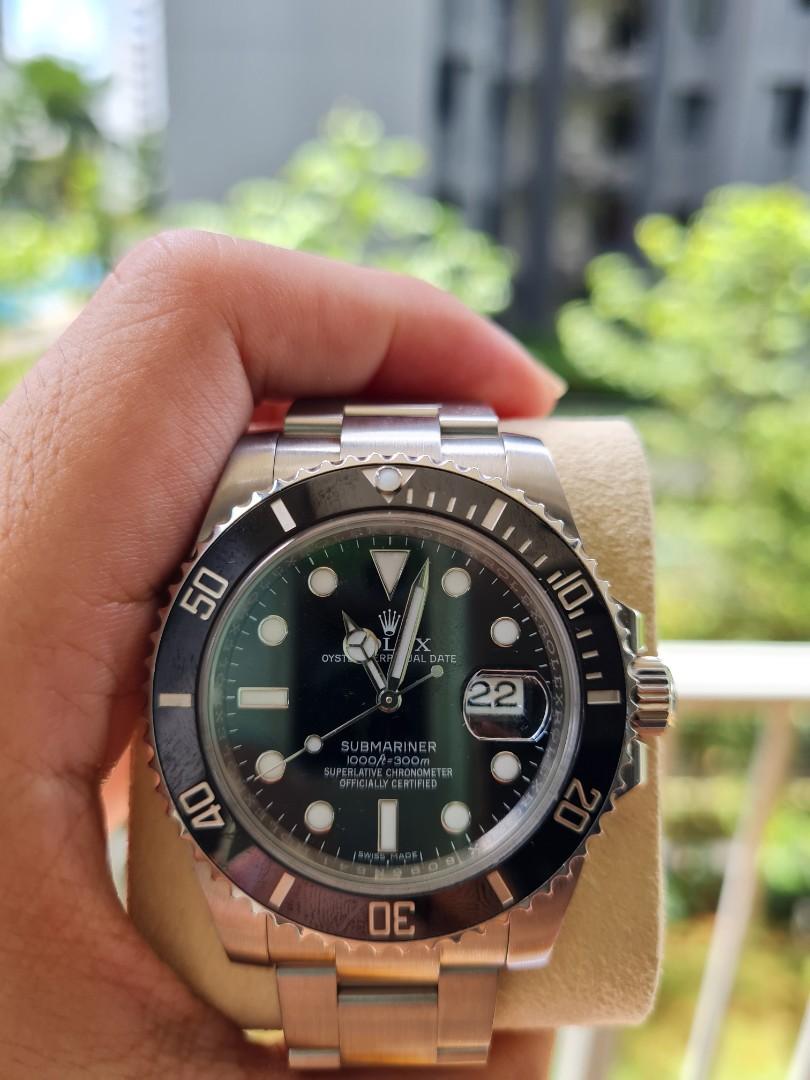 Rolex Sub Dated 2016 (Category: Watches) located in Singapore. Submitted by beh.horng (Listing ID 1173783643, Image 1). Description: Rolex Sub/ Date Full Set with certificate. Overseas Set.
