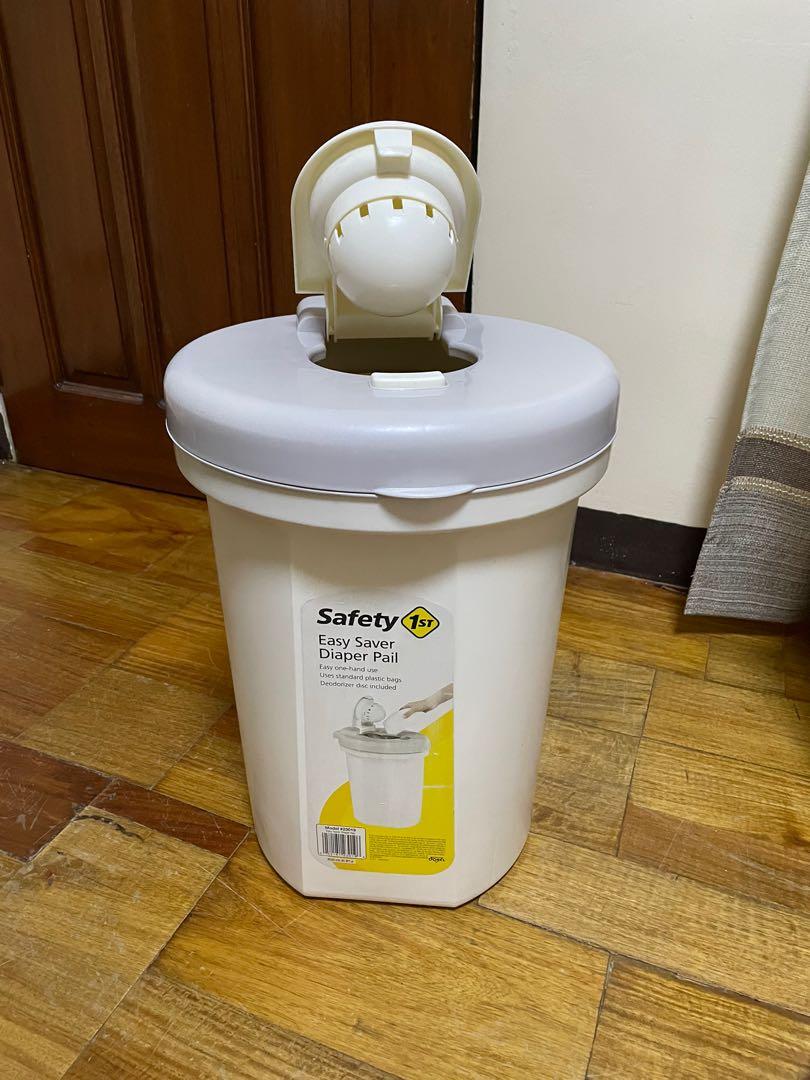 Safety 1st Easy Saver Diaper Pail, Babies & Kids, Baby Nursery & Kids