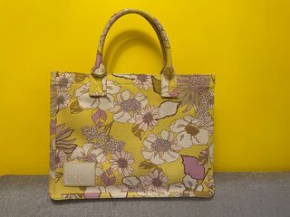 （分類：）位於 。 由 luck3113 提交（商品編號 1173904856，圖片 1）。簡介： 。