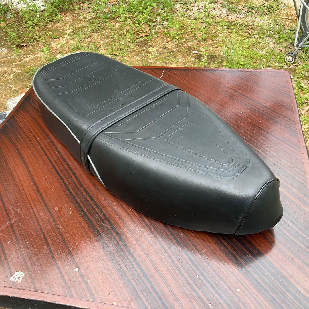 Honda online c70 seat