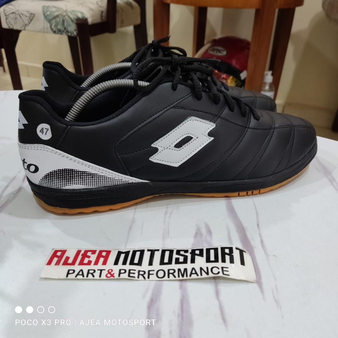 Kasut shop futsal lotto