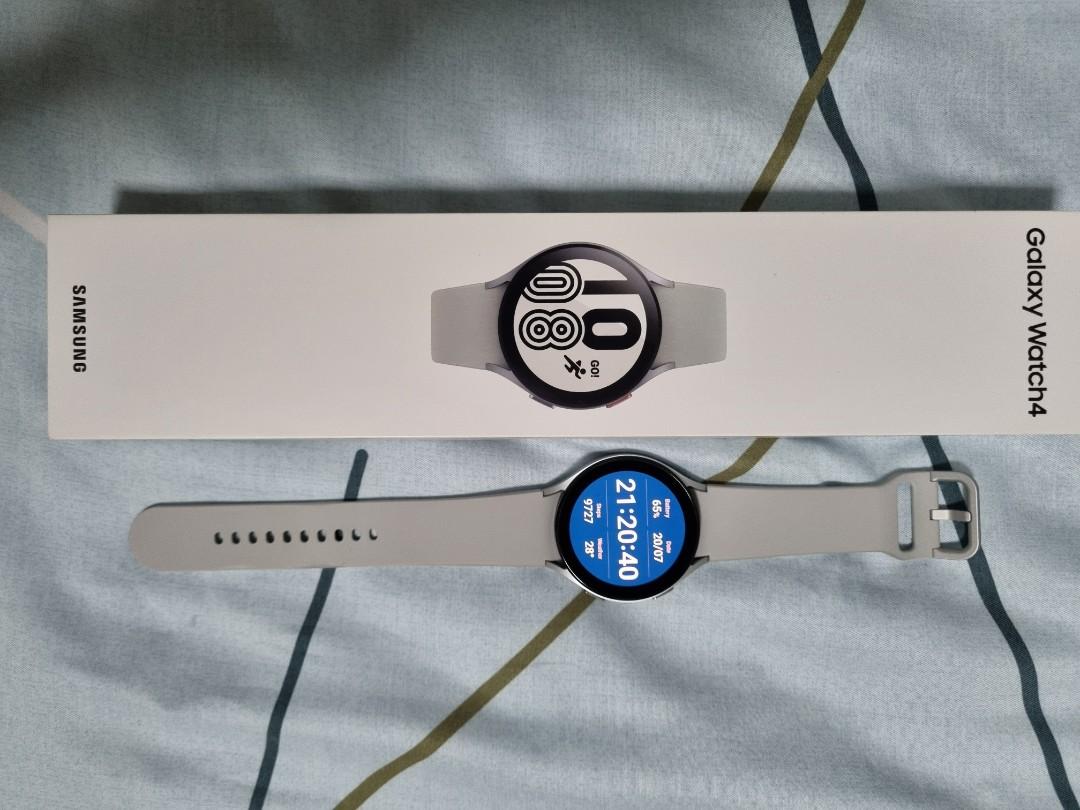 Selling galaxy watch 4 clearance